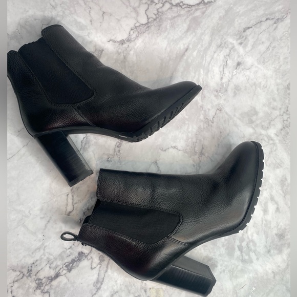 Antonio Melani Women's High Ankle Boots Black Leather Elastic Pull On 9M - Picture 4 of 9